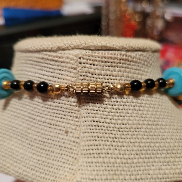 Art Glass Necklace - Picture 3 of 4